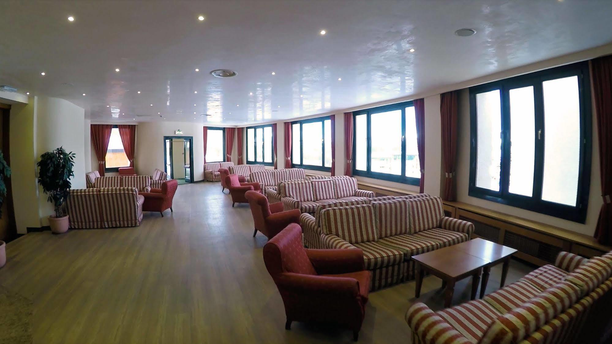 Grand Hotel Duchi D'Aosta Colle Colle Sestriere Εξωτερικό φωτογραφία